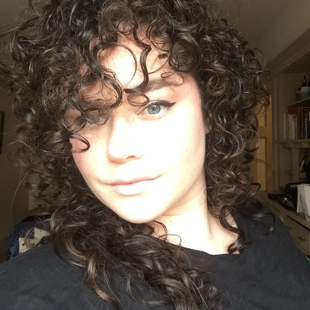 Meet your Posher, Maura